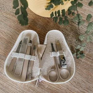 Pear-fect Manicure Kit open