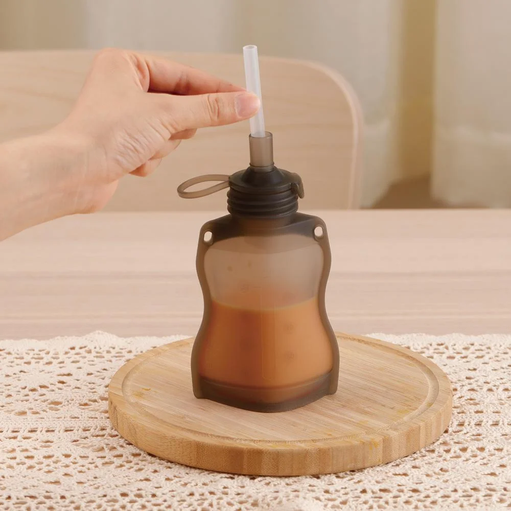 Haakaa Silicone Yummy Pouch with straw